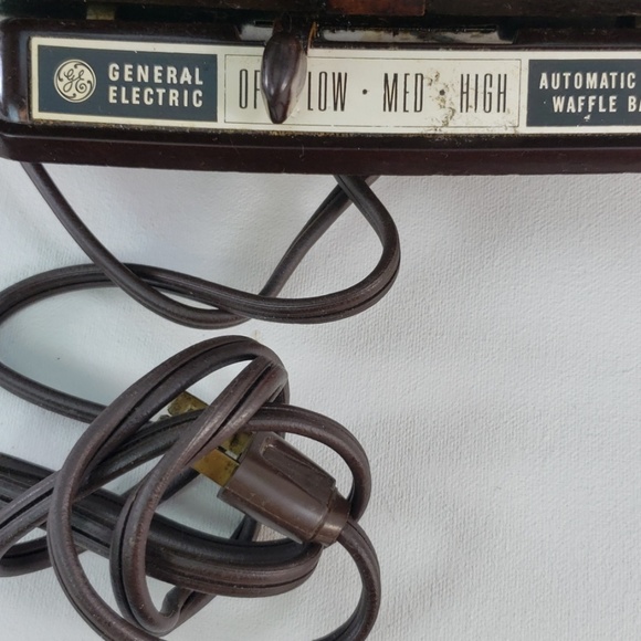 General Electric Kitchen Ge Automatic Grill And Waffle Baker Poshmark